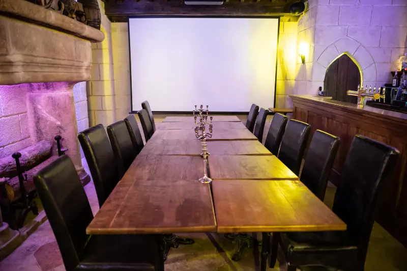 Gros plan sur l'écran de la Taverne